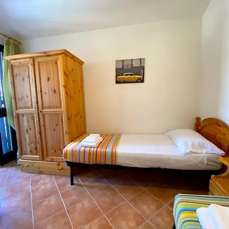Sos Alinos - - Orosei - 3 Di 4 Apartmán
